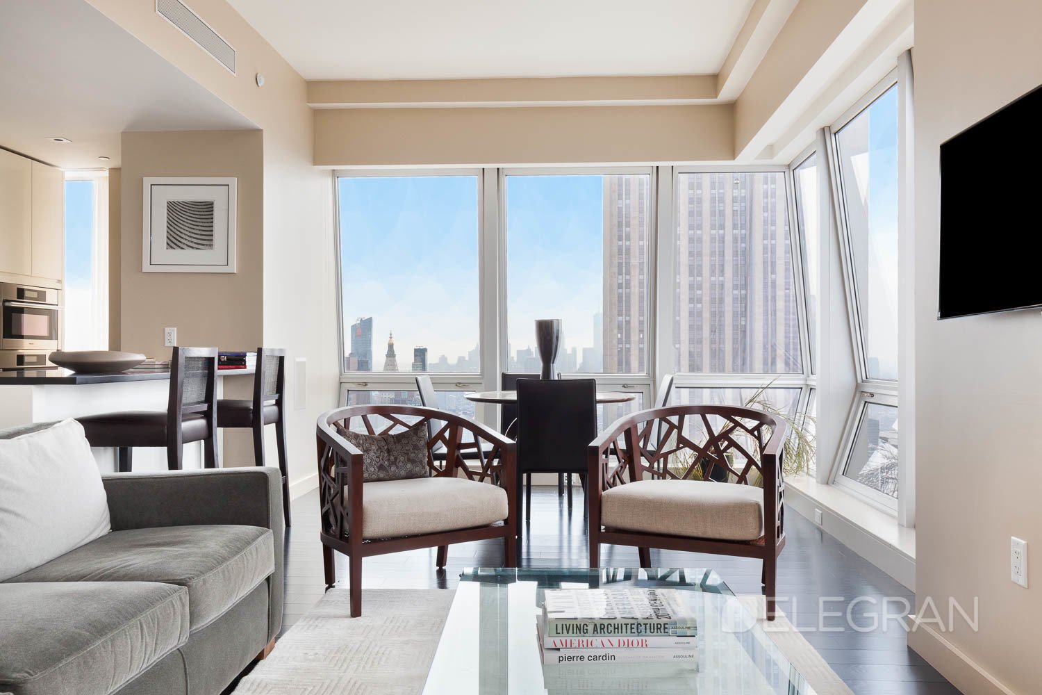 Apartment at 400 5th Avenue, Unit 58H, New York 10018, United States