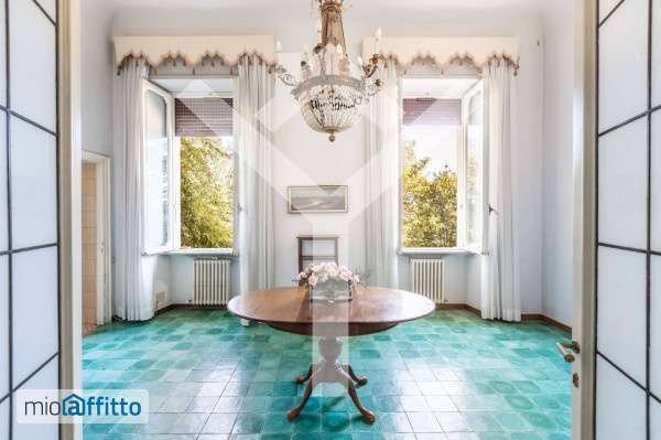Appartamento arredato con terrazzo Saxarubra, labaro, prima porta