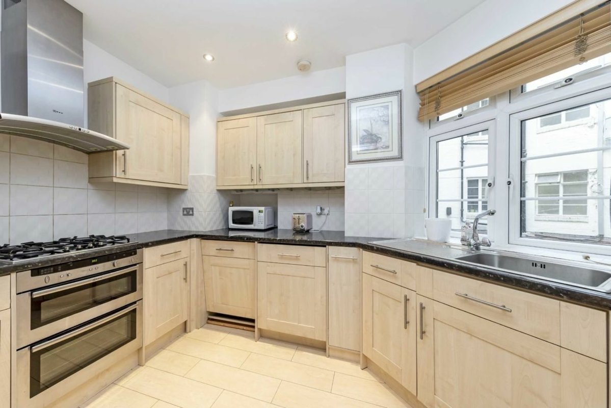 apartment for rent in Kensington High Street Kensington, W8