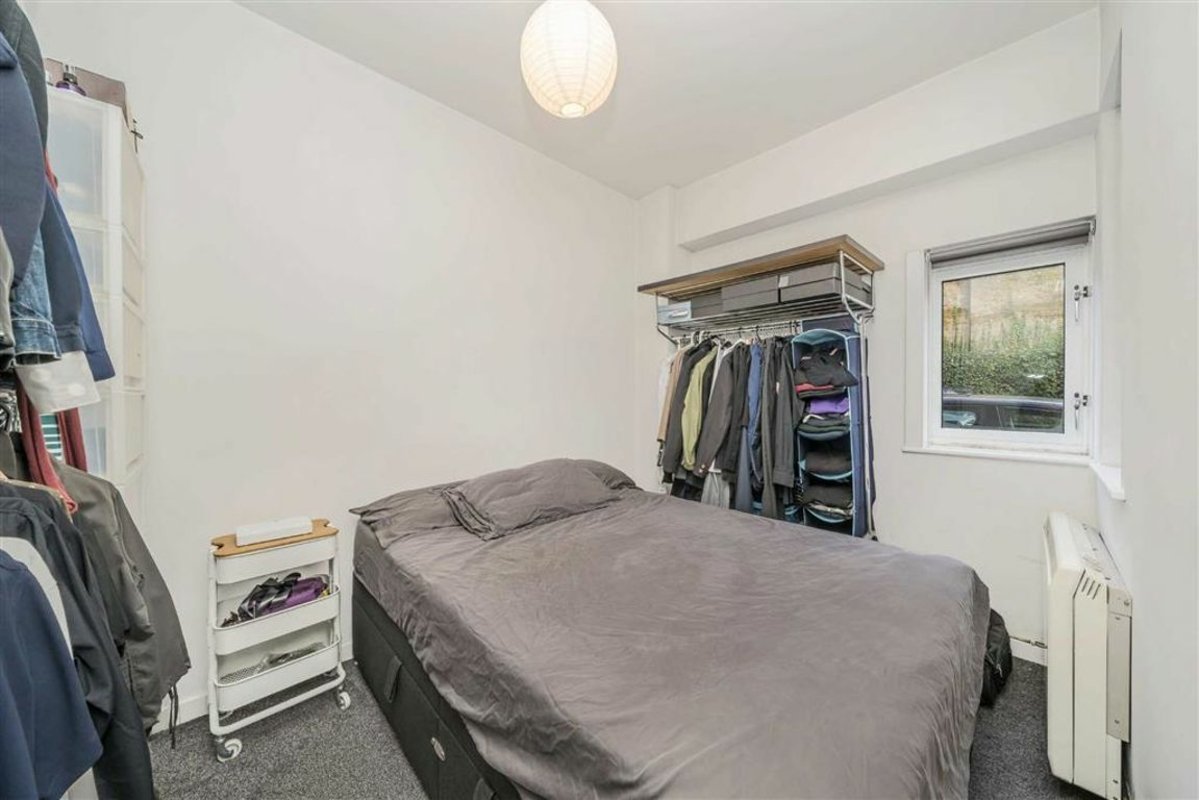 apartment for rent in Newlands Quay Wapping, E1W