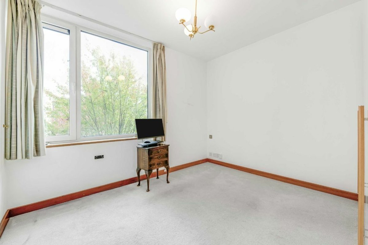 Apartment for rent in St. Johns Wood Road St Johns Wood, NW8