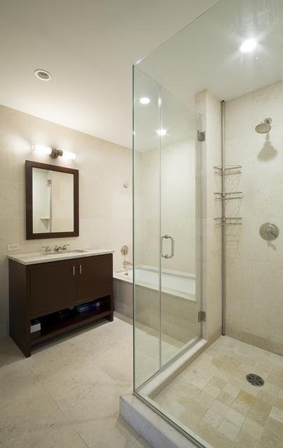 Lincoln Square - Manhattan Management