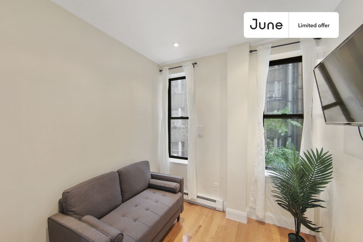 Full bedroom in 4 bed/1 bath home in Upper West Side  #791 A (Has a Condo)