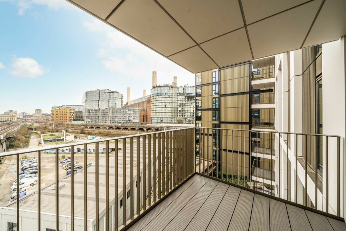 apartment for rent in Palmer Road Nine Elms, SW11