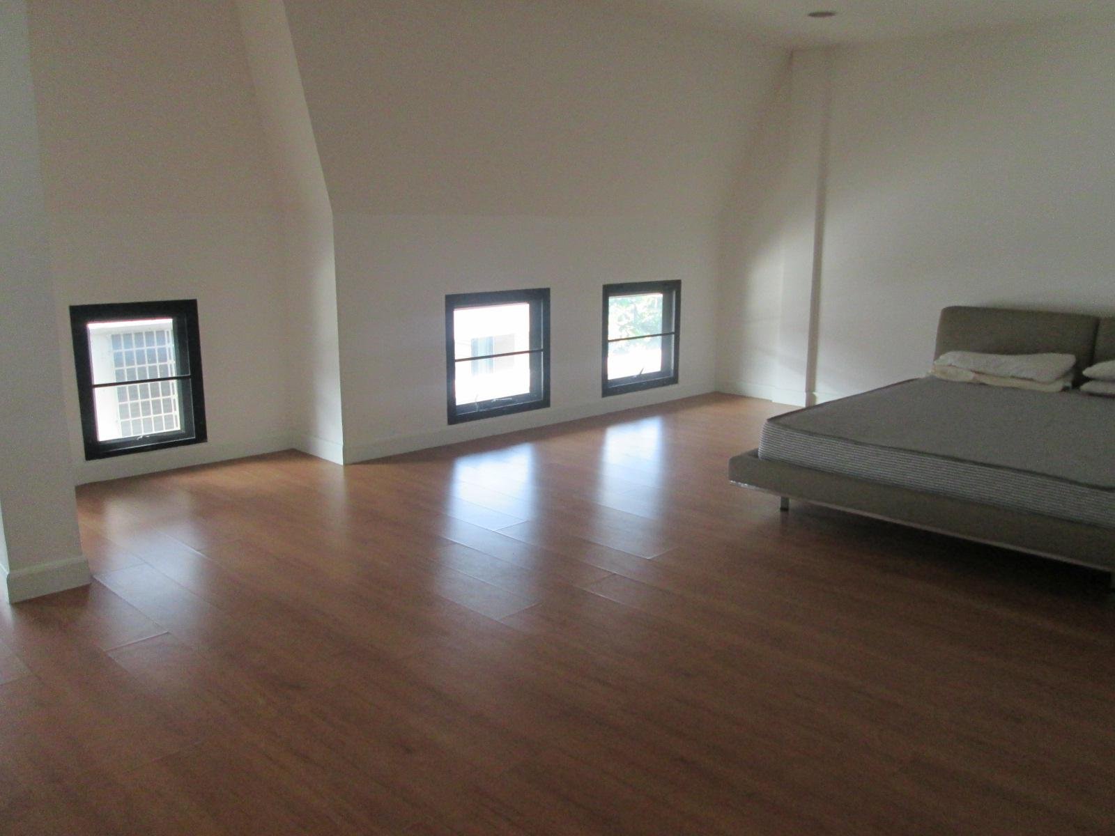 Townhouse in Bangkok, Thailand 4 bedrooms No 15163