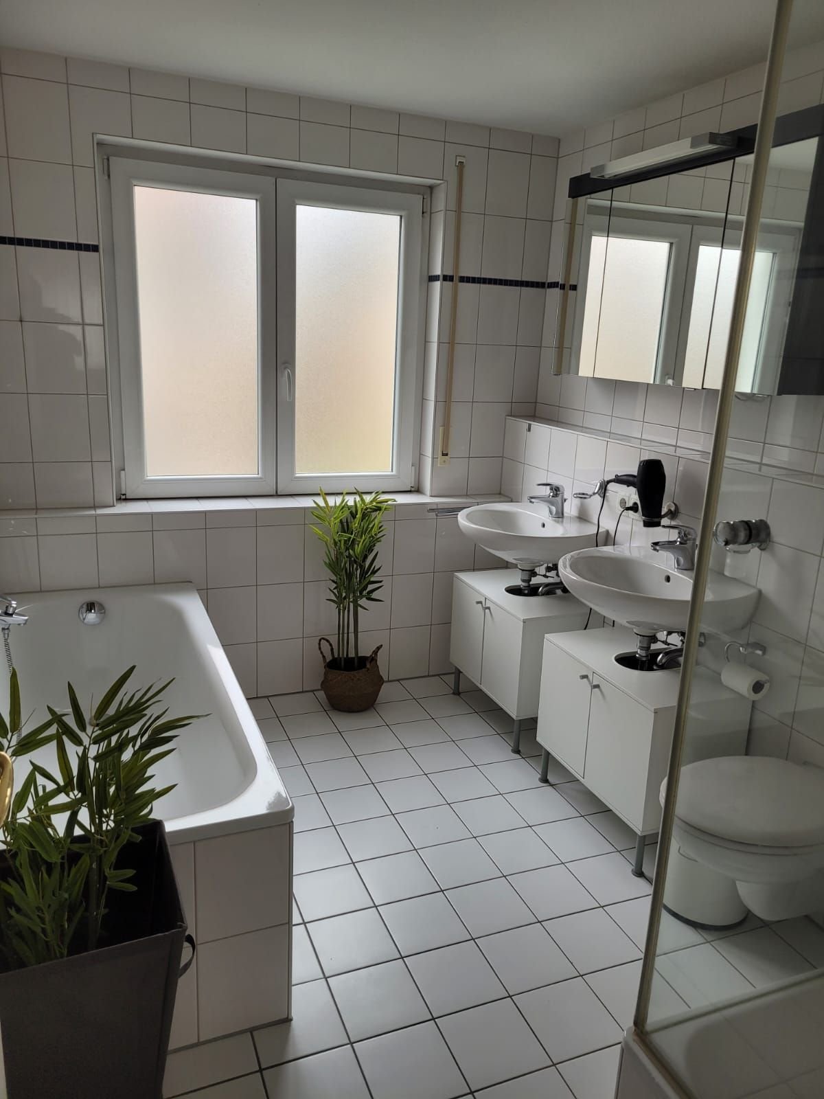 Schöne, helle 3-Zimmer-Wohnung mit Balkon und Einbauküche in Stuttgart Degerloch