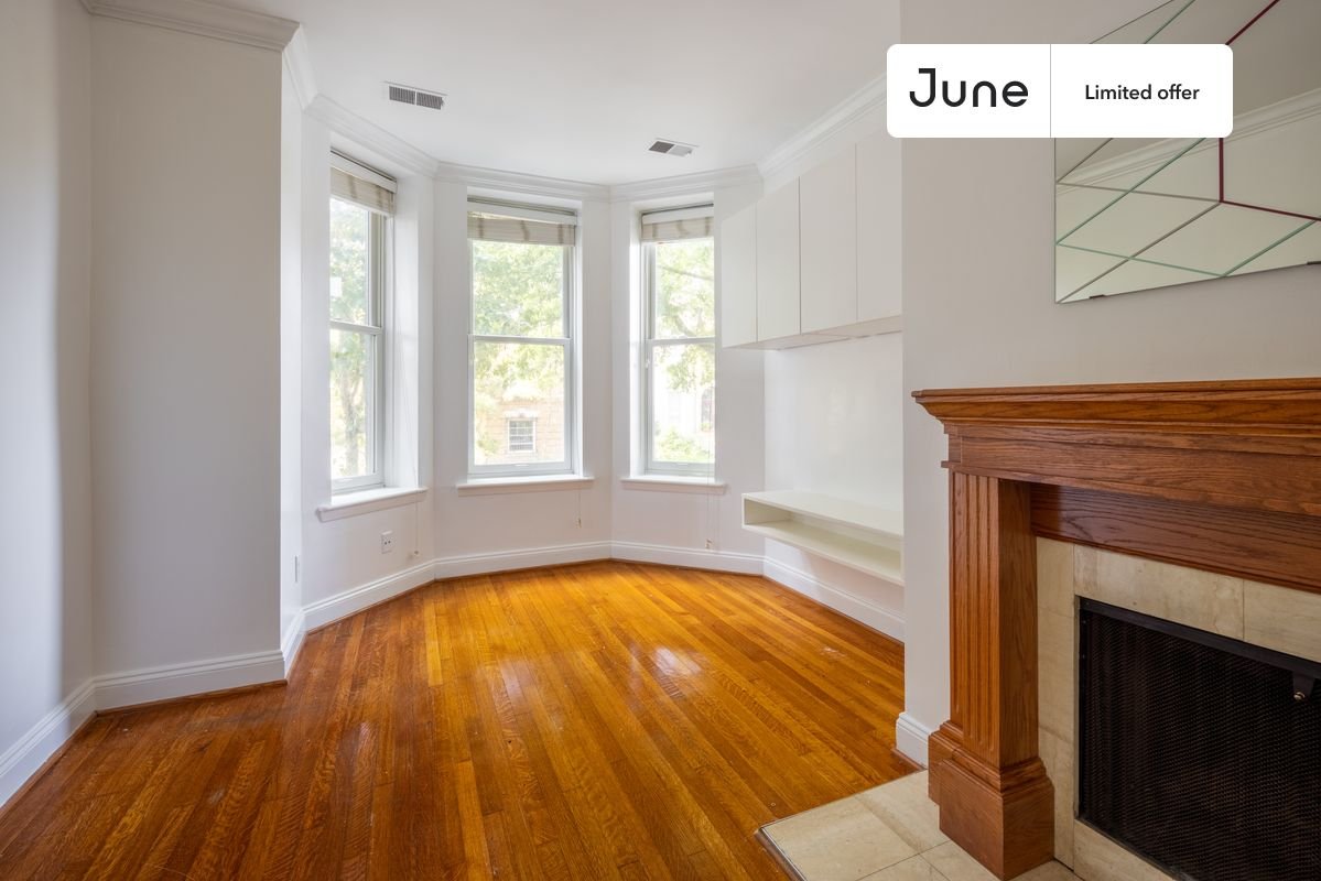 Full bedroom in 3 bed/1 bath home in Adams Morgan  #1480 A (Has a Condo)