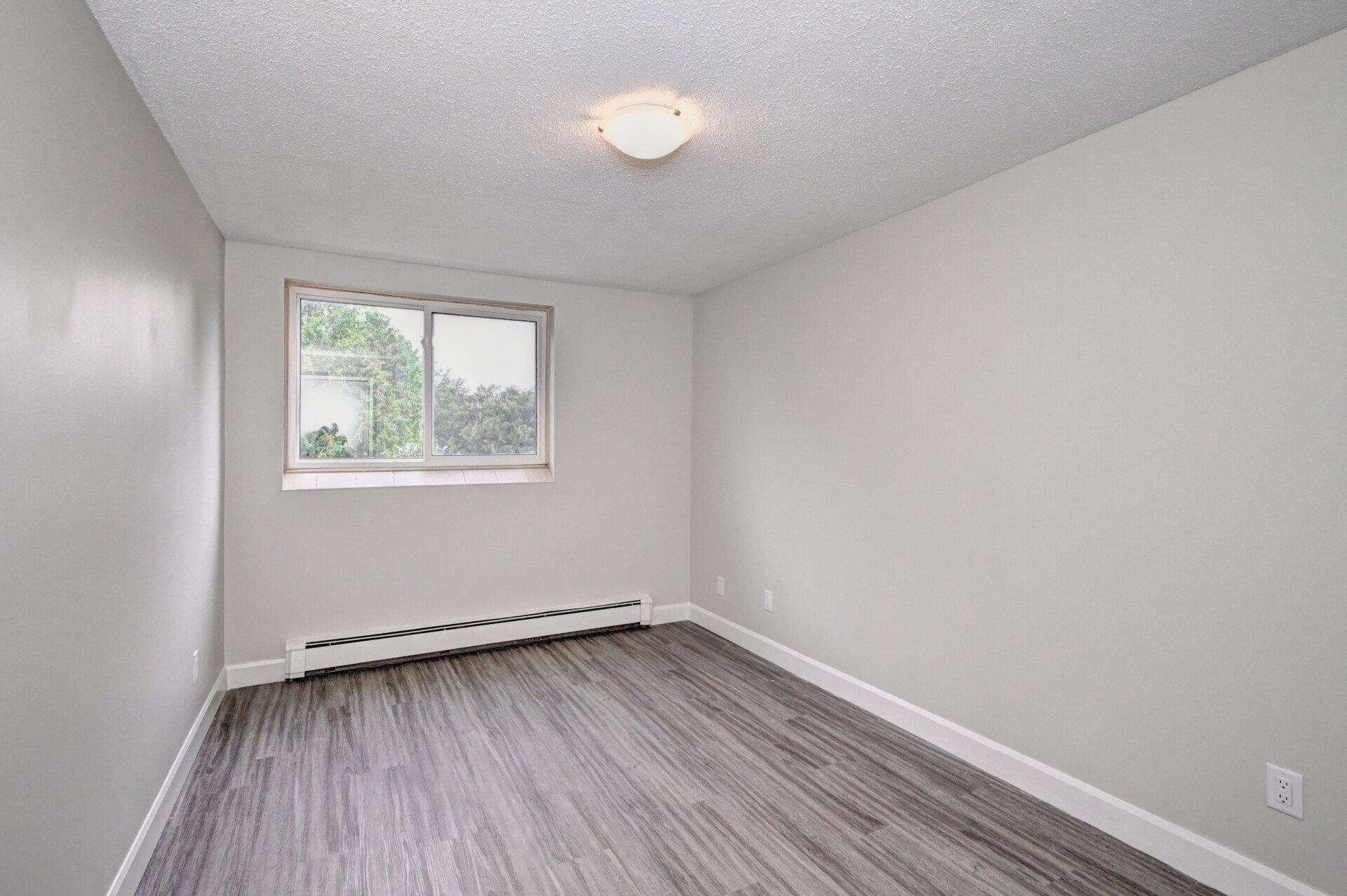 Belsyde Ave Apartments