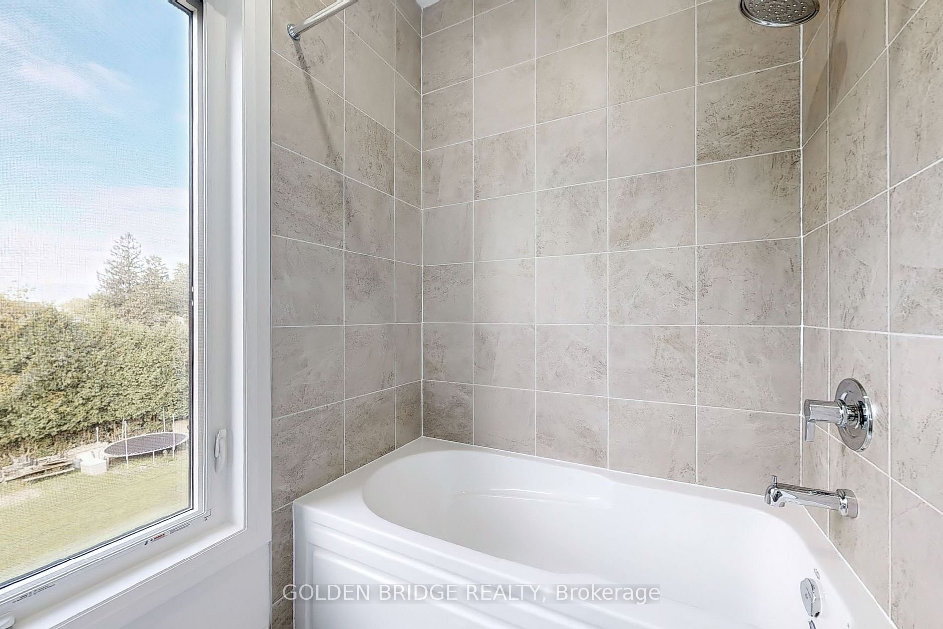 18 Persica St, Richmond Hill, L4E2T3, Ontario, Canada, CA