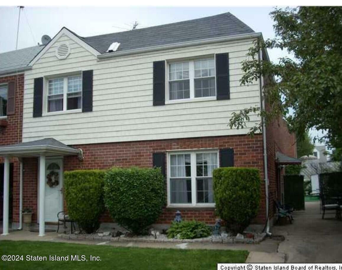 2 bed Staten Island home for lease: 48 Cooke Street, Staten Island, NY 10314