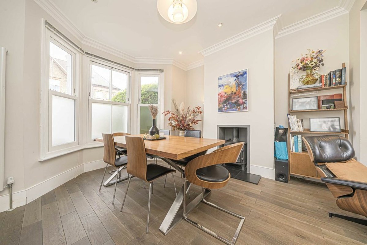 house for rent in Percy Road Hampton, TW12