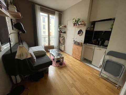 Studio à louer dans le 11ème Arrondissement, Paris