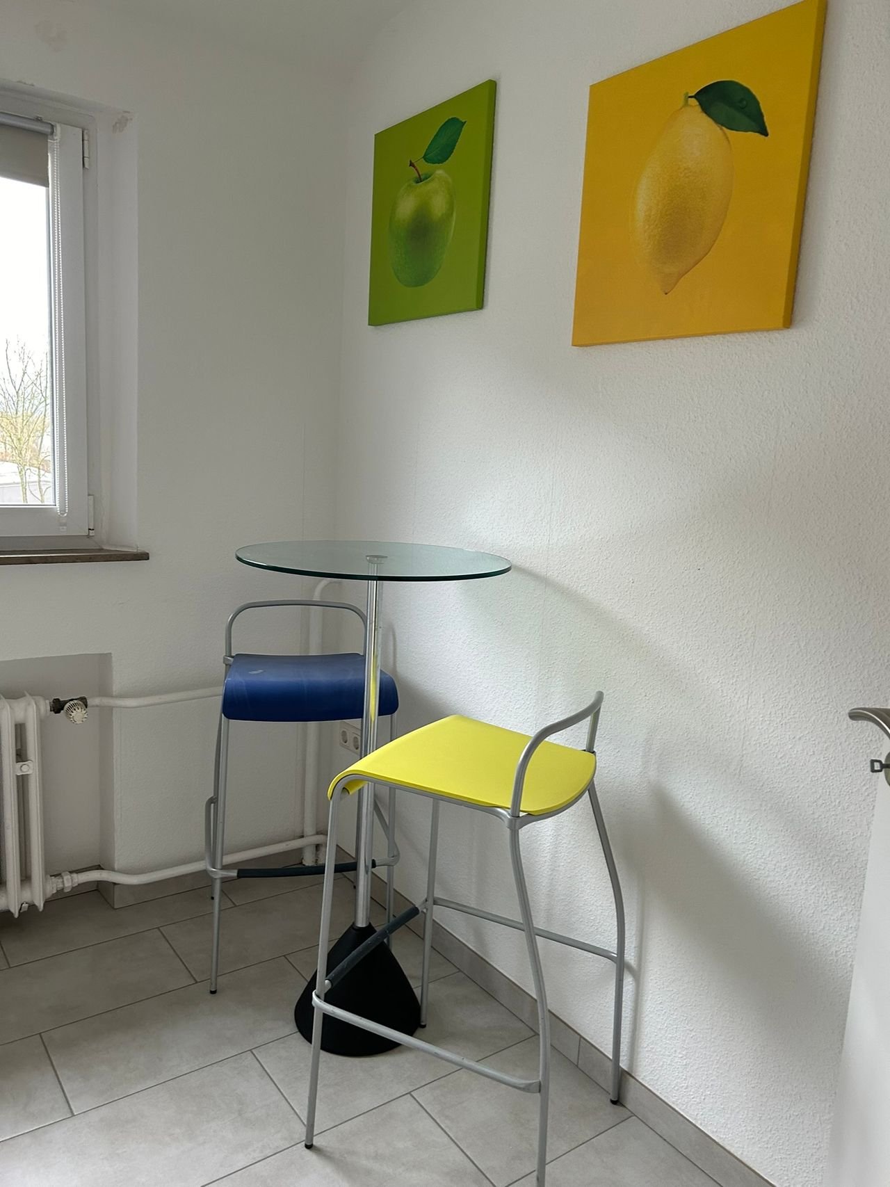 Teilweise sanierte und renovierte möblierte Wohnung im Essener Süden