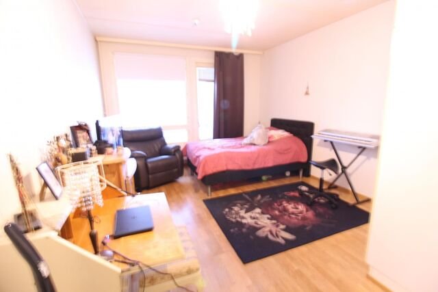 1h,kk,kh,s,p(lasit) , block of flats, 560 €/m, 32 m2