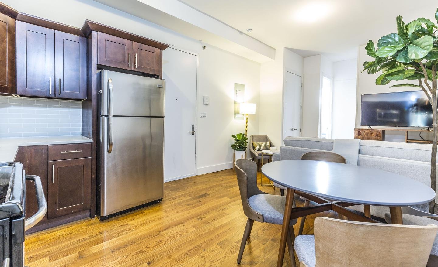 Inviting Williamsburg apartment near the J Line (Has an Apartment)