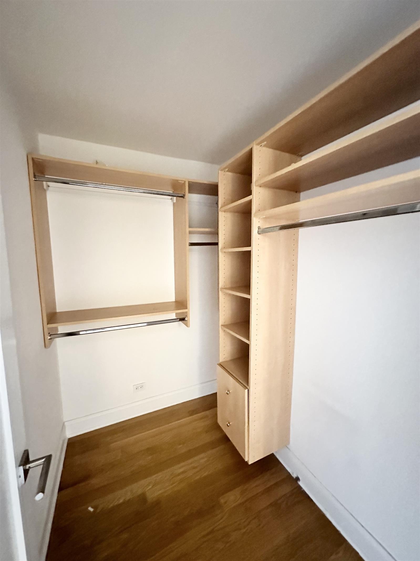 Apartment at 305-315 East 86th St Unit 6UVE, New York 10028, United States