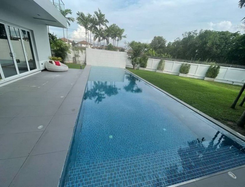 Panya Village | Elegant 4 Bedroom Pool Villa in Serene Area
