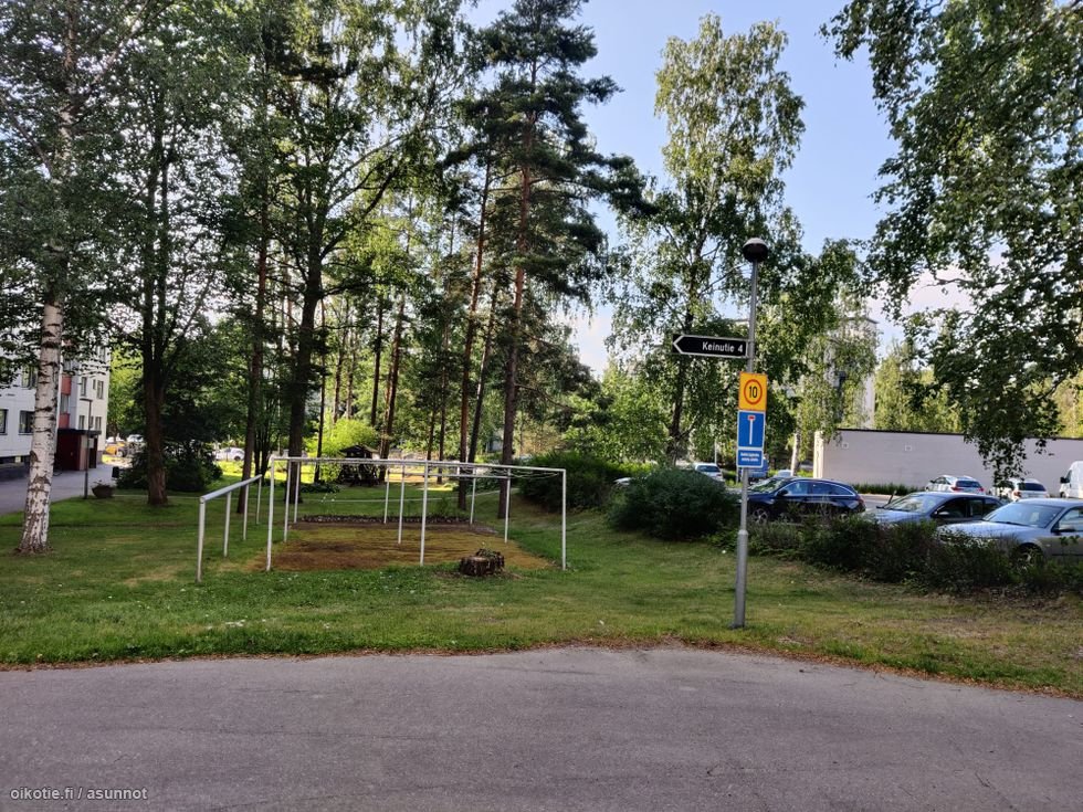 4h + k + parveke/terassi | Kaarenjalka 3, Mellunkylä, Helsinki