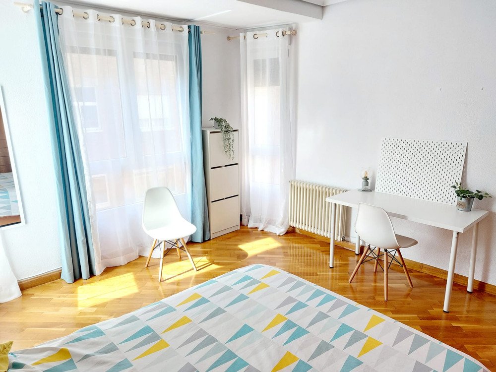 Apartamento SMARTWORKING, céntrico y luminoso.