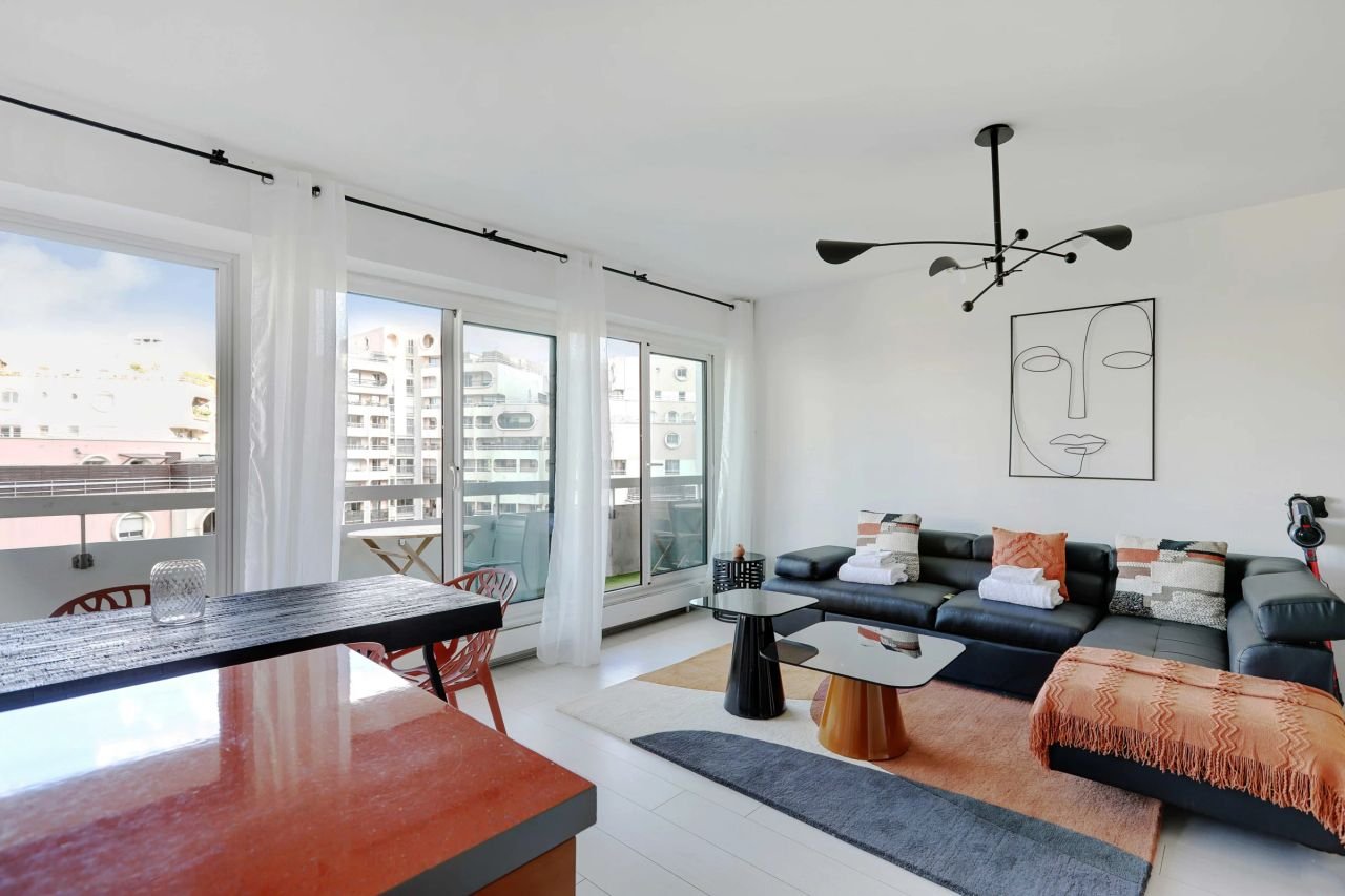 Superb flat on Avenue de Flandre in a modern building, perfect for students or professionals., Paris - Amsterdam Apartments for Rent