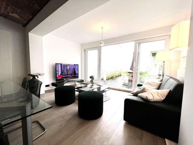 Room for rent in 4-bedroom apartment in Brussels