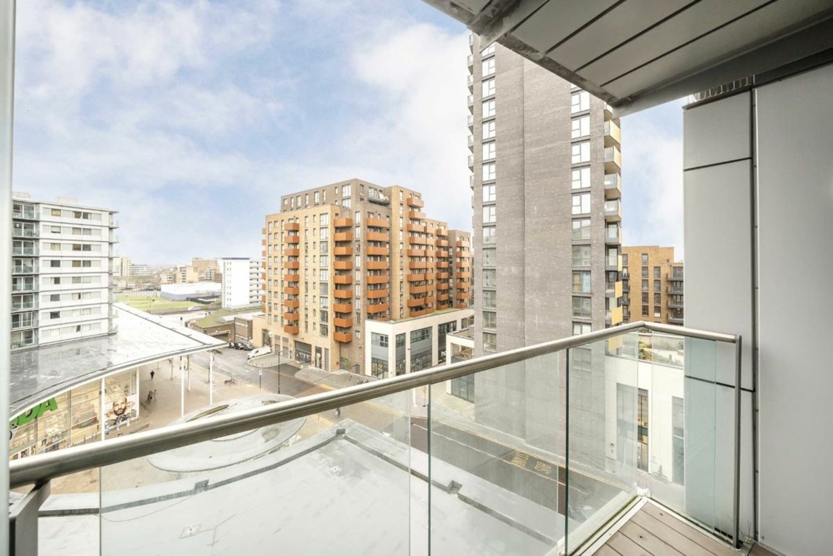 apartment for rent in Prince Regent Road Hounslow, TW3