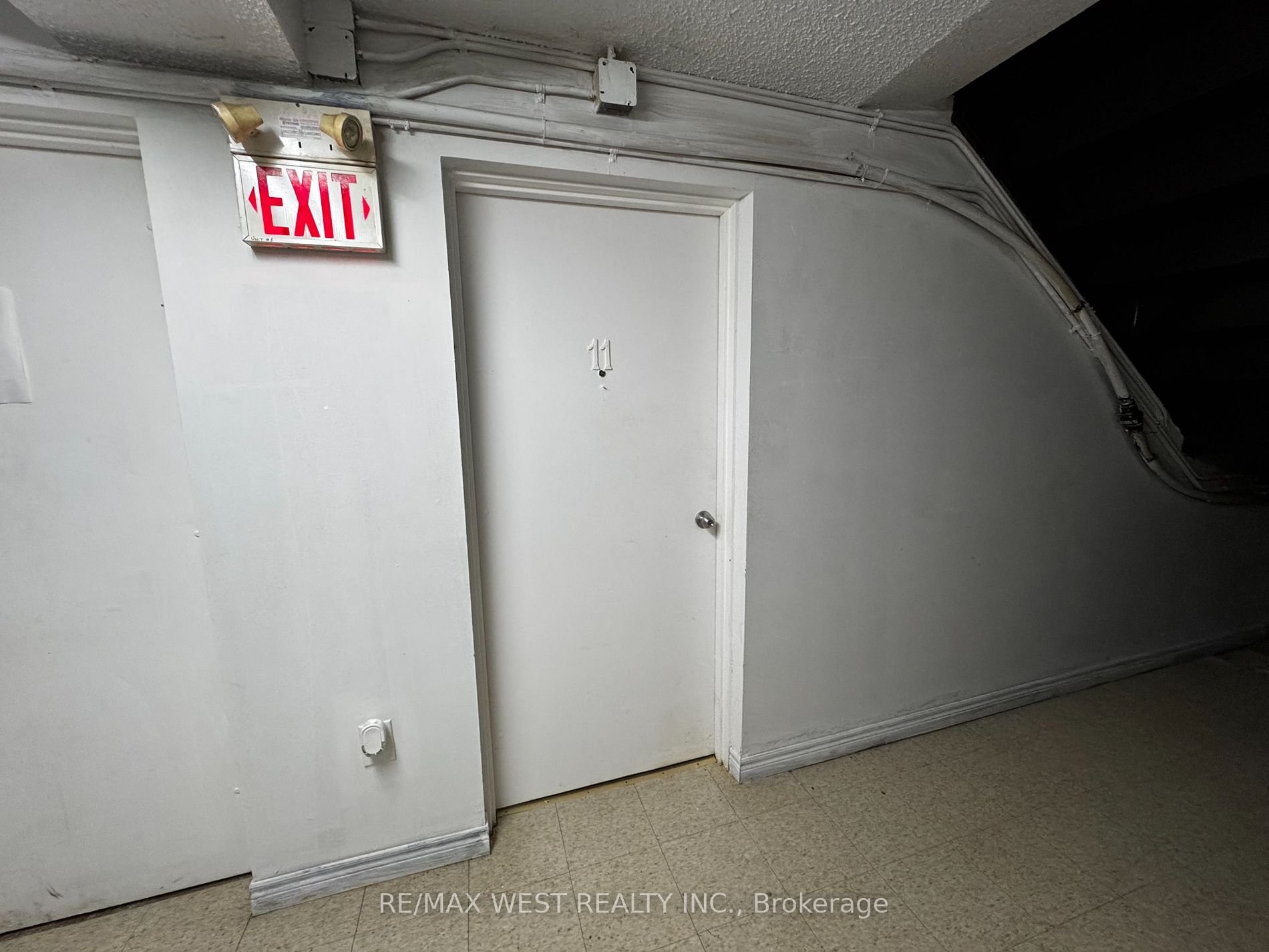 11 - 3 Faulkner St, Orangeville, L9W3K9, Ontario, Canada, CA