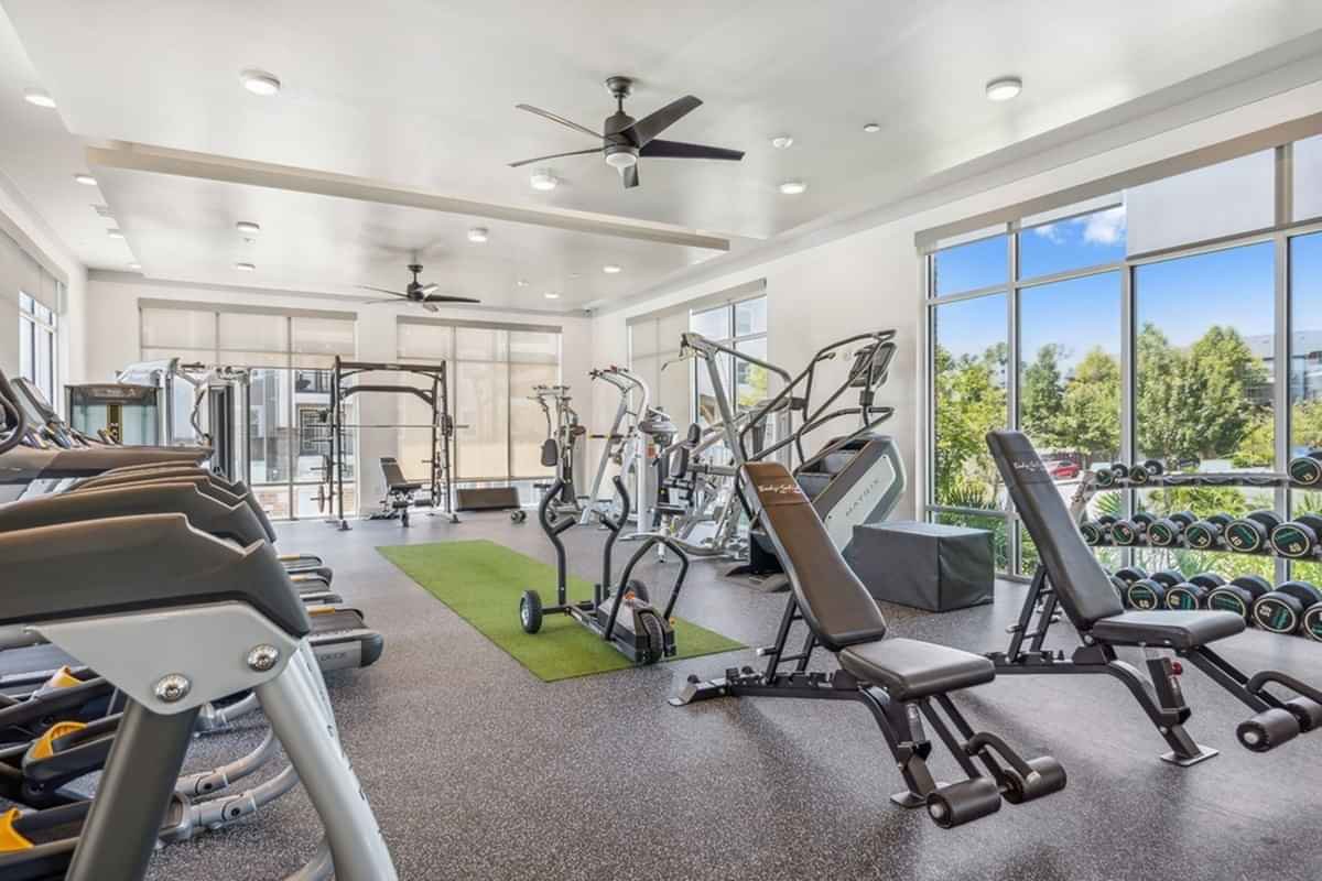4 Bed 4 Bath Monroe - B (Has an Apartment)