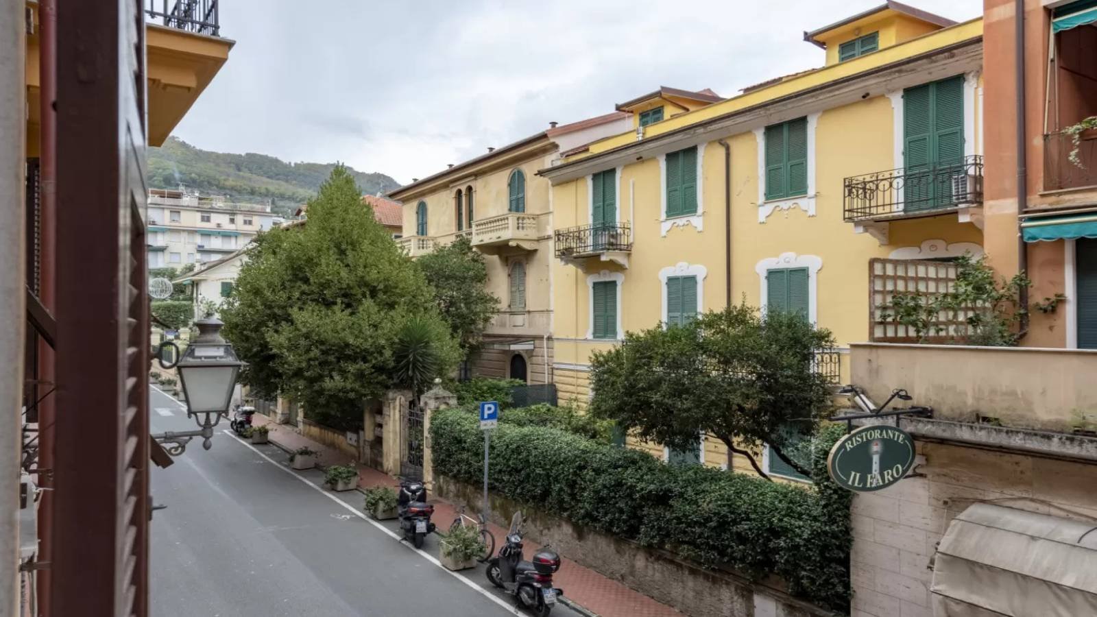 Appartamento con 2 camere da letto in affitto a Genova