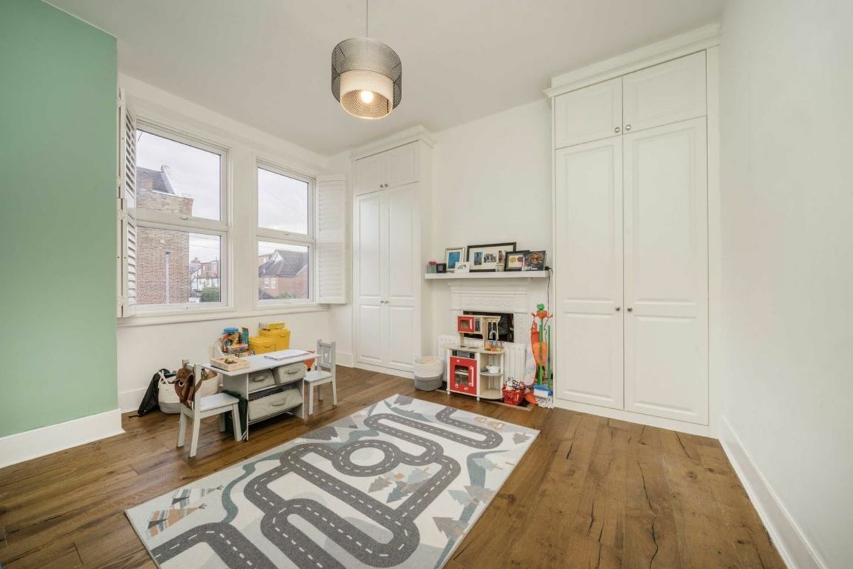 house for rent in Byton Road Tooting, SW17