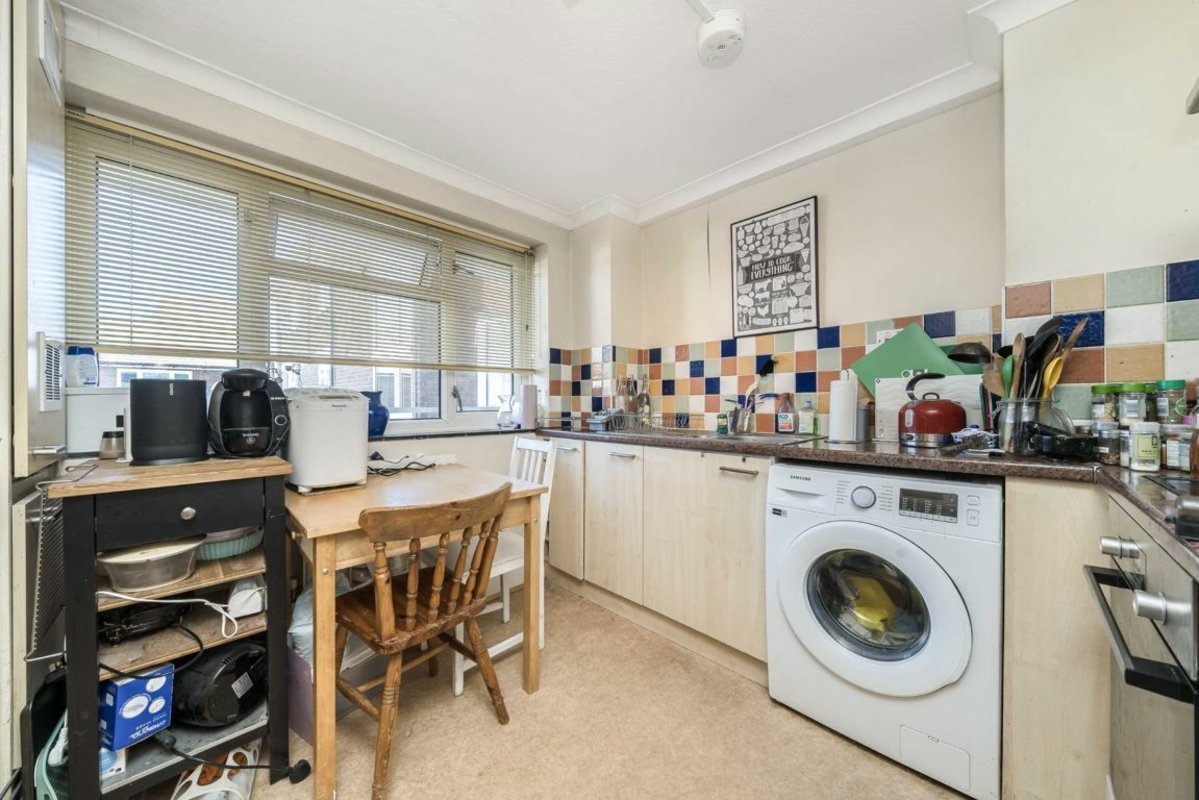 apartment for rent in Haylett Gardens Kingston Upon Thames, KT1