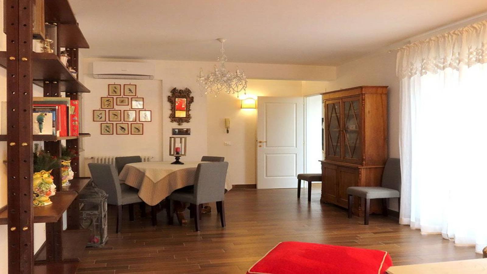 Appartamento con 2 camere da letto in affitto a Portuense, Roma