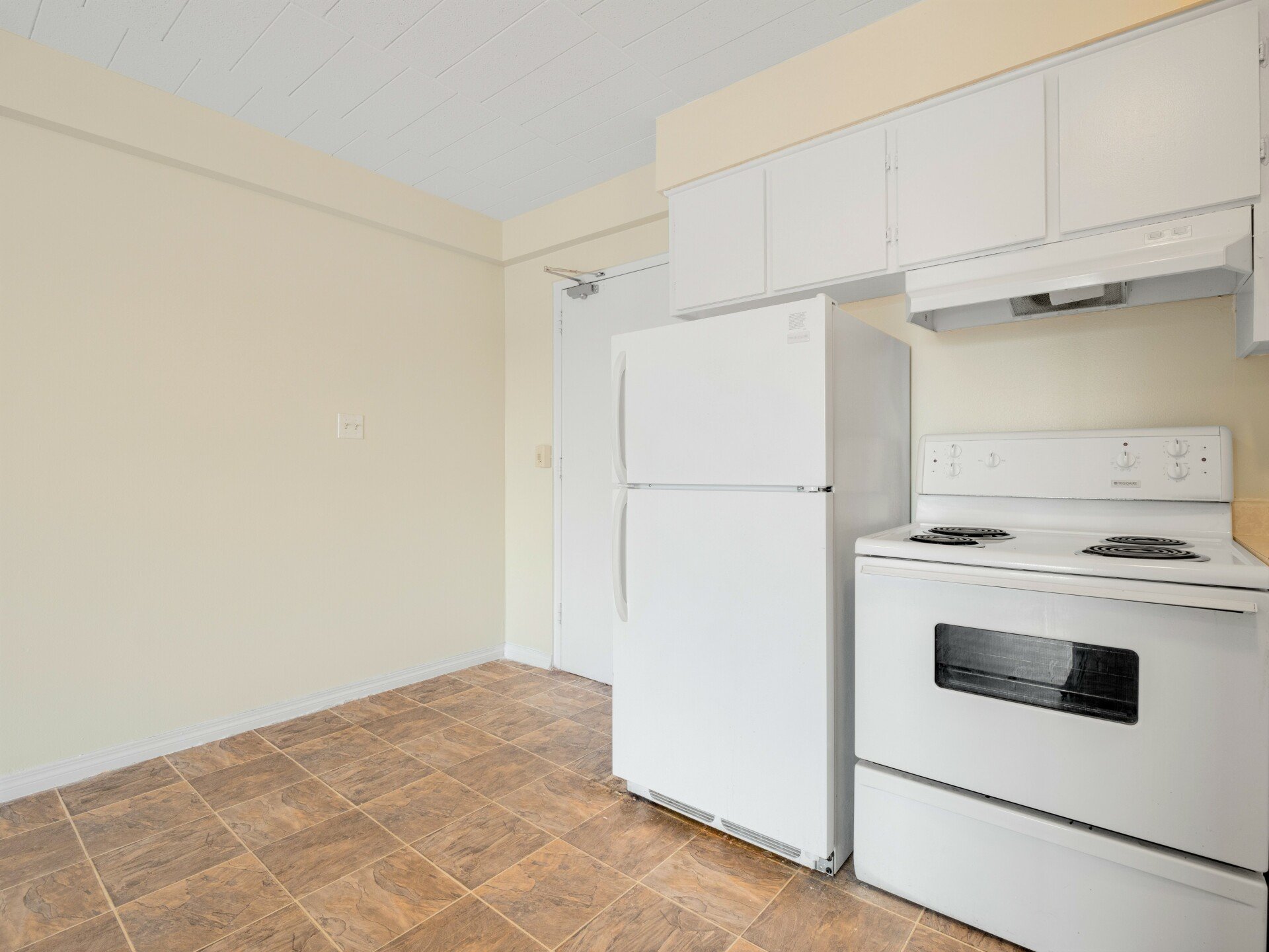 Askin Tower Apartments