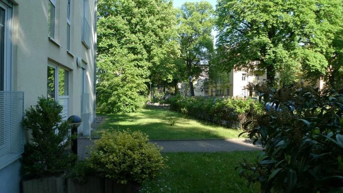 Helle 1,5-Zimmer Wohnung mit Balkon in Striesen, Dresden