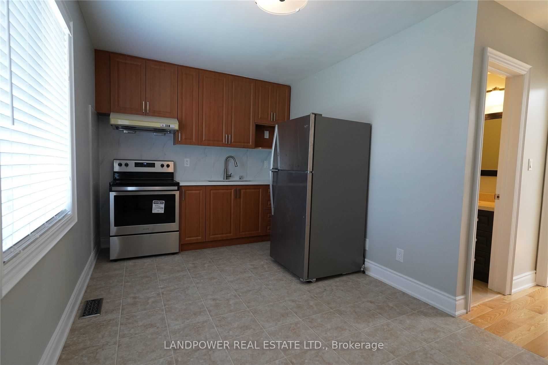 Upper - 140 Manning Ave, Toronto, M6J2K5, Ontario, Canada, CA