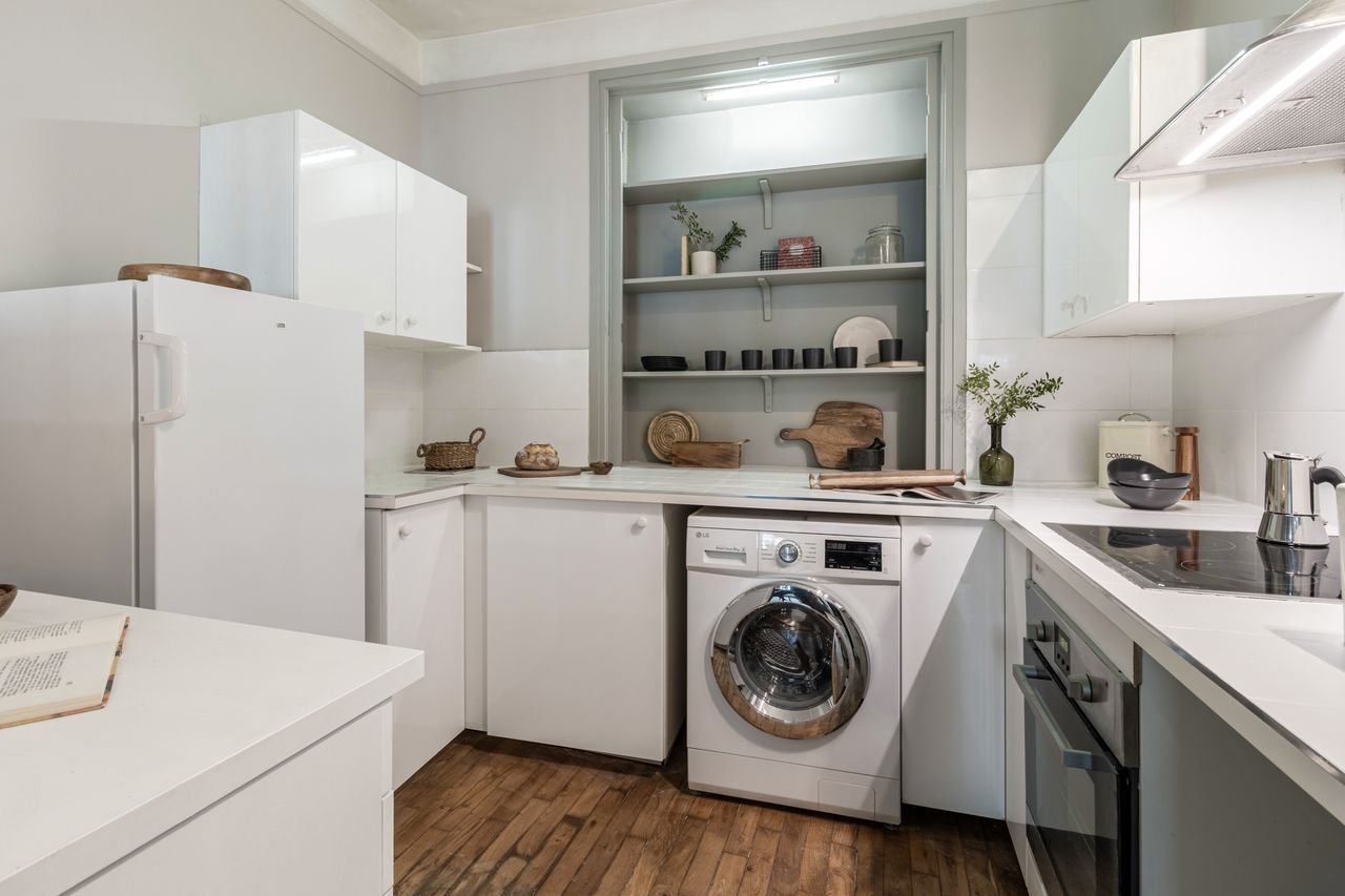 1 bedroom in Mouffetard, Paris - Amsterdam Apartments for Rent