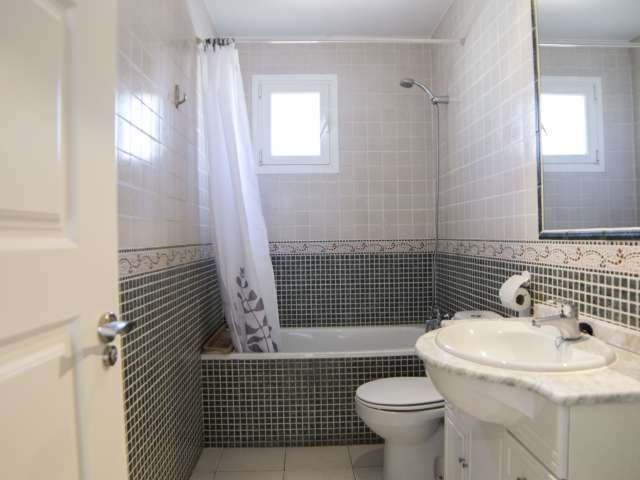Se alquila habitación en apartamento de 4 dormitorios en Retiro, Madrid