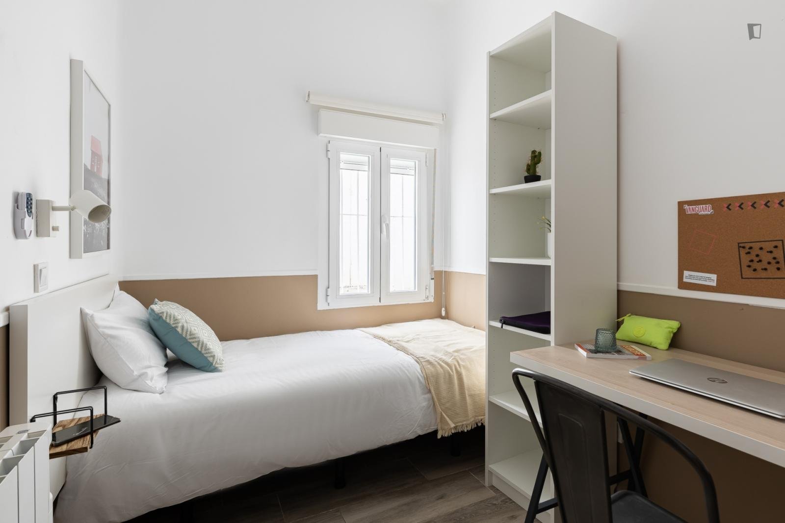 Single bedroom near the Getafe campus of Universidad Carlos III