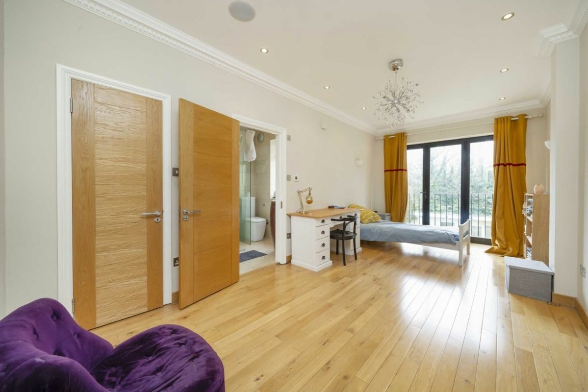 house for rent in Brondesbury Park Brondesbury Park, NW6