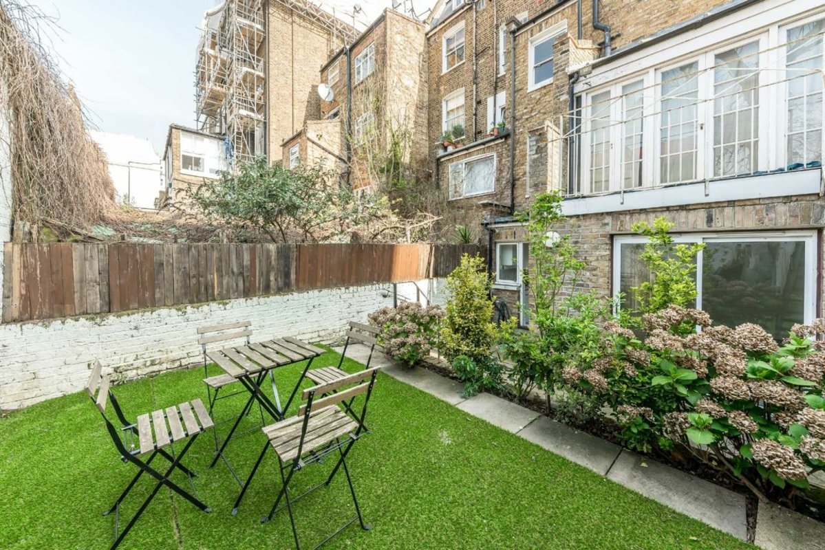 apartment for rent in Colville Road Notting Hill, W11