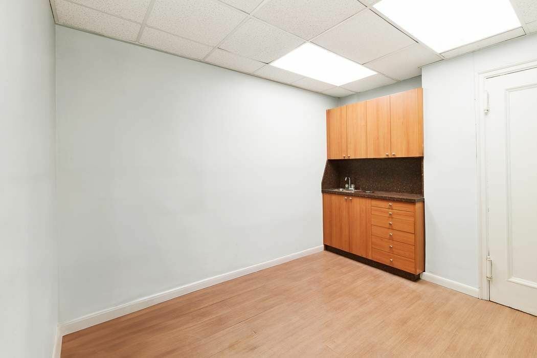 3 bed New York home for lease: 340 E 72nd Street 1W, New York, NY 10021