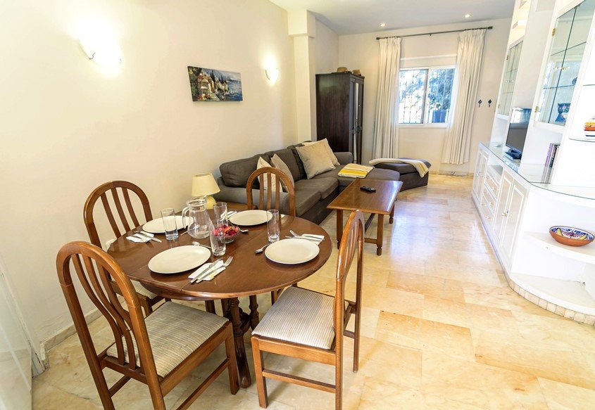 APARTAMENTO FAMILIAR NERJA