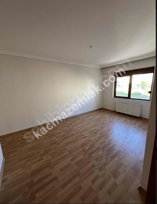 Altayçeşmede Prestijli Site İçinde Havuz Manzaralı 3+1