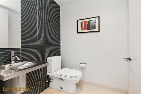 Lincoln Square - Manhattan Management