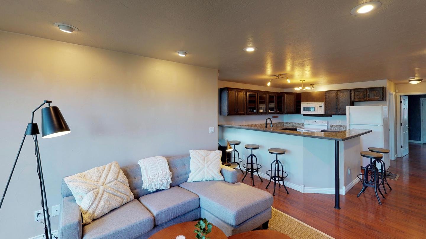 Welcoming Northwest District home with patio (Has a House)