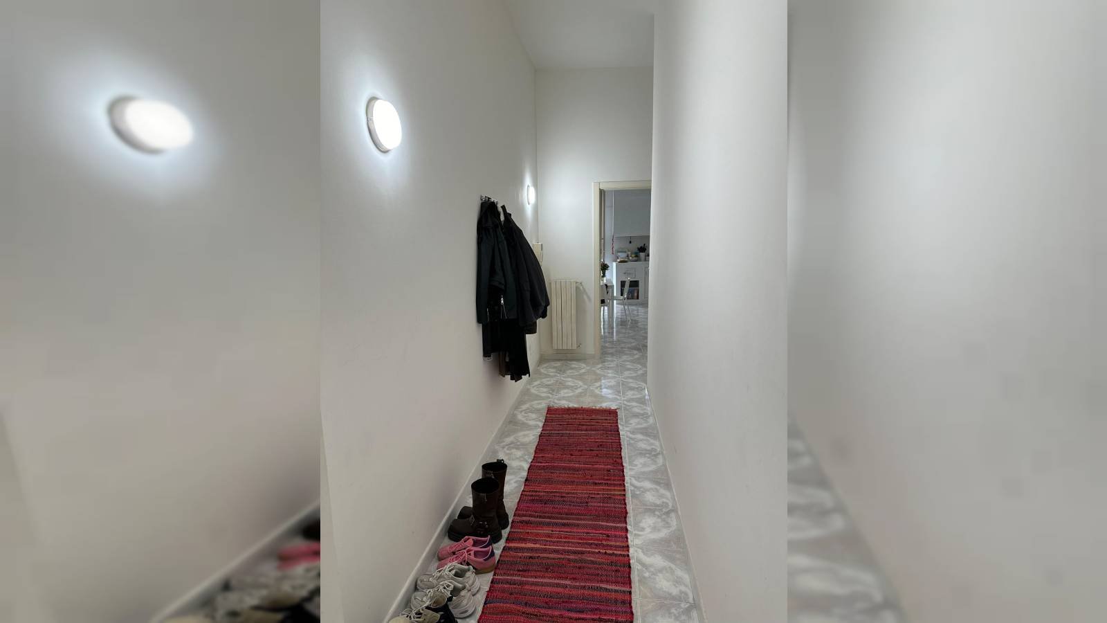 Stanza in affitto in appartamento con 2 camere da letto a Napoli