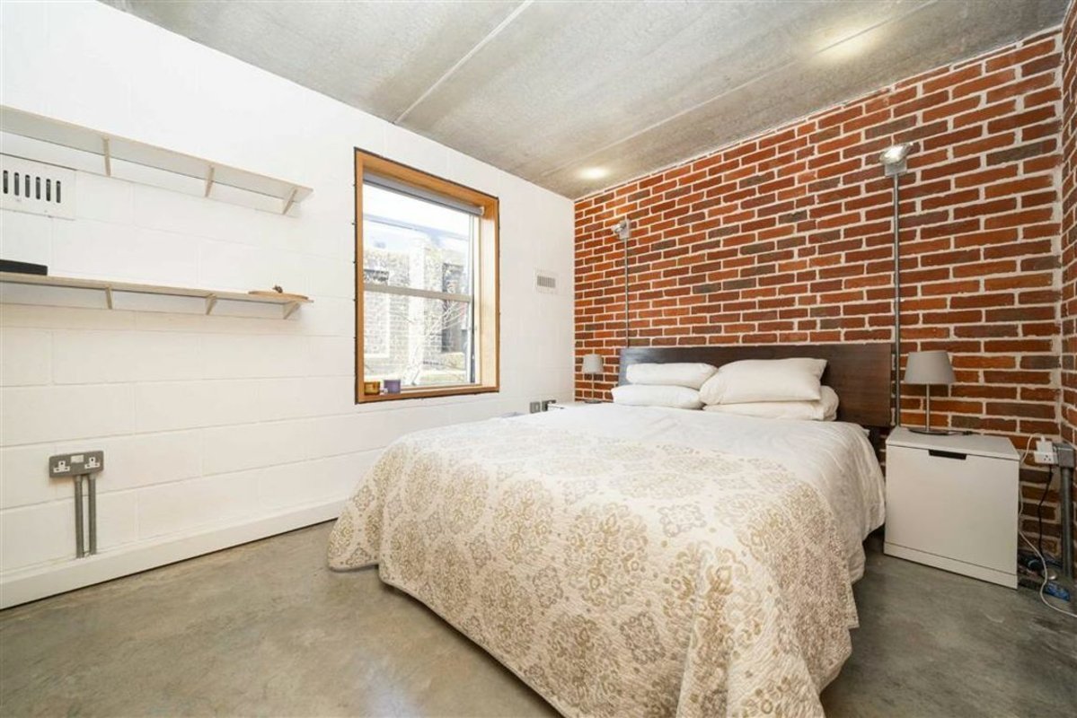 Apartment for rent in Cambridge Heath Road Bethnal Green, E2