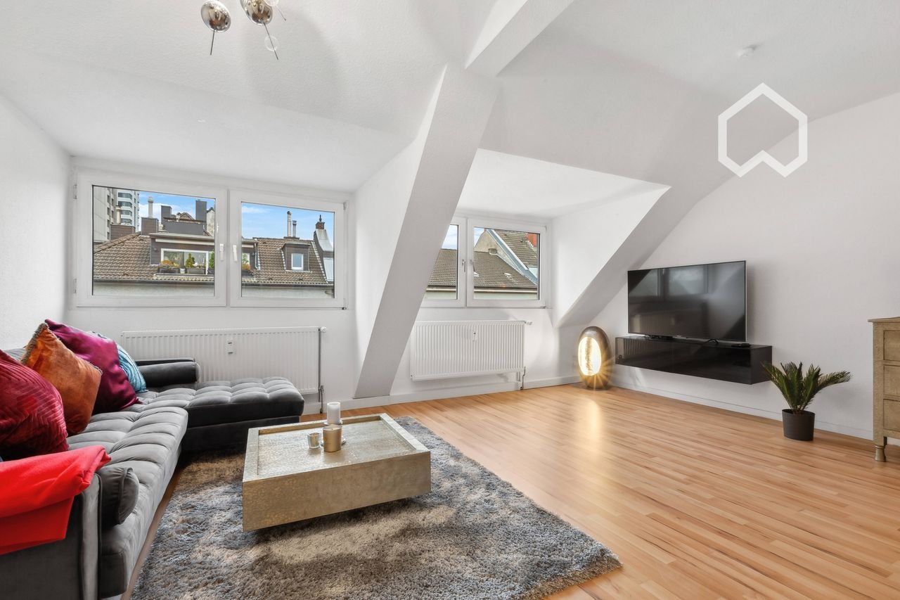 Große & helle 2-Zimmer-Wohnung im Stadtzentrum von Düsseldorf