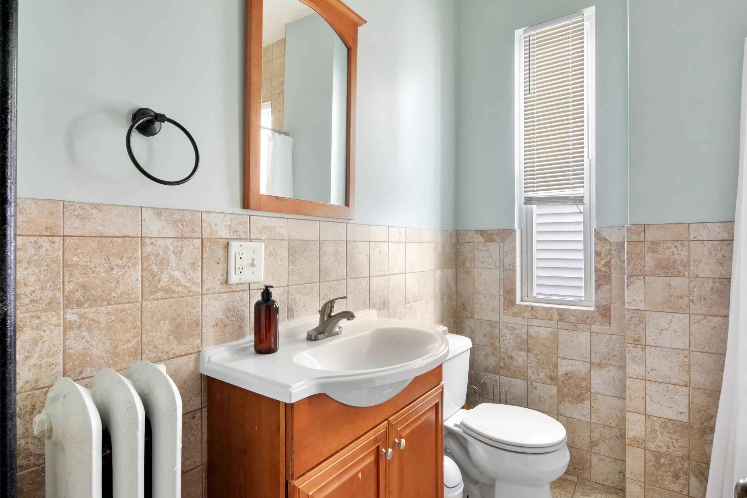 #800B : Somerville - A (Has an Apartment)