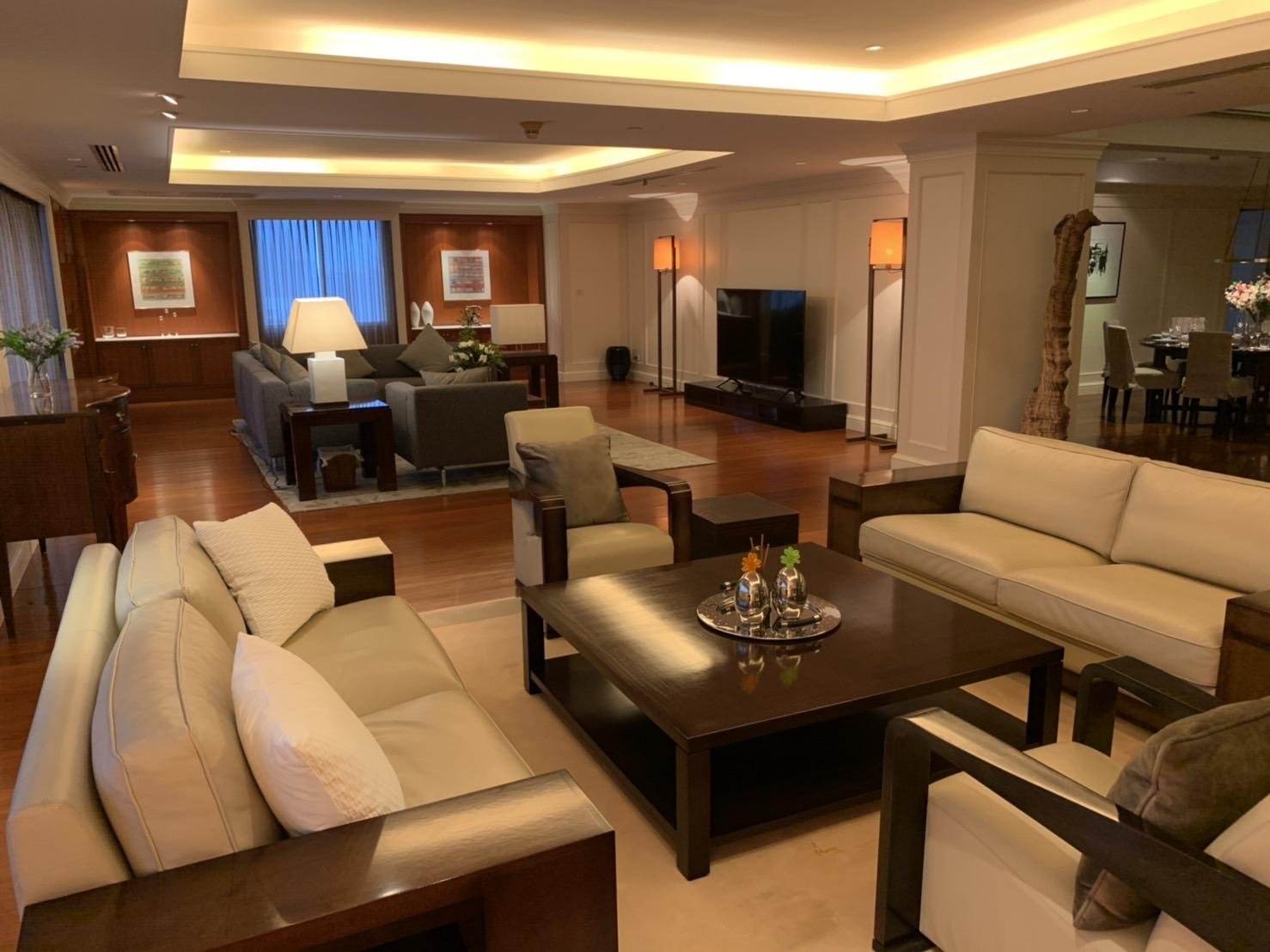 Condo in Bangkok, Thailand, 4 bedrooms  No 11787
